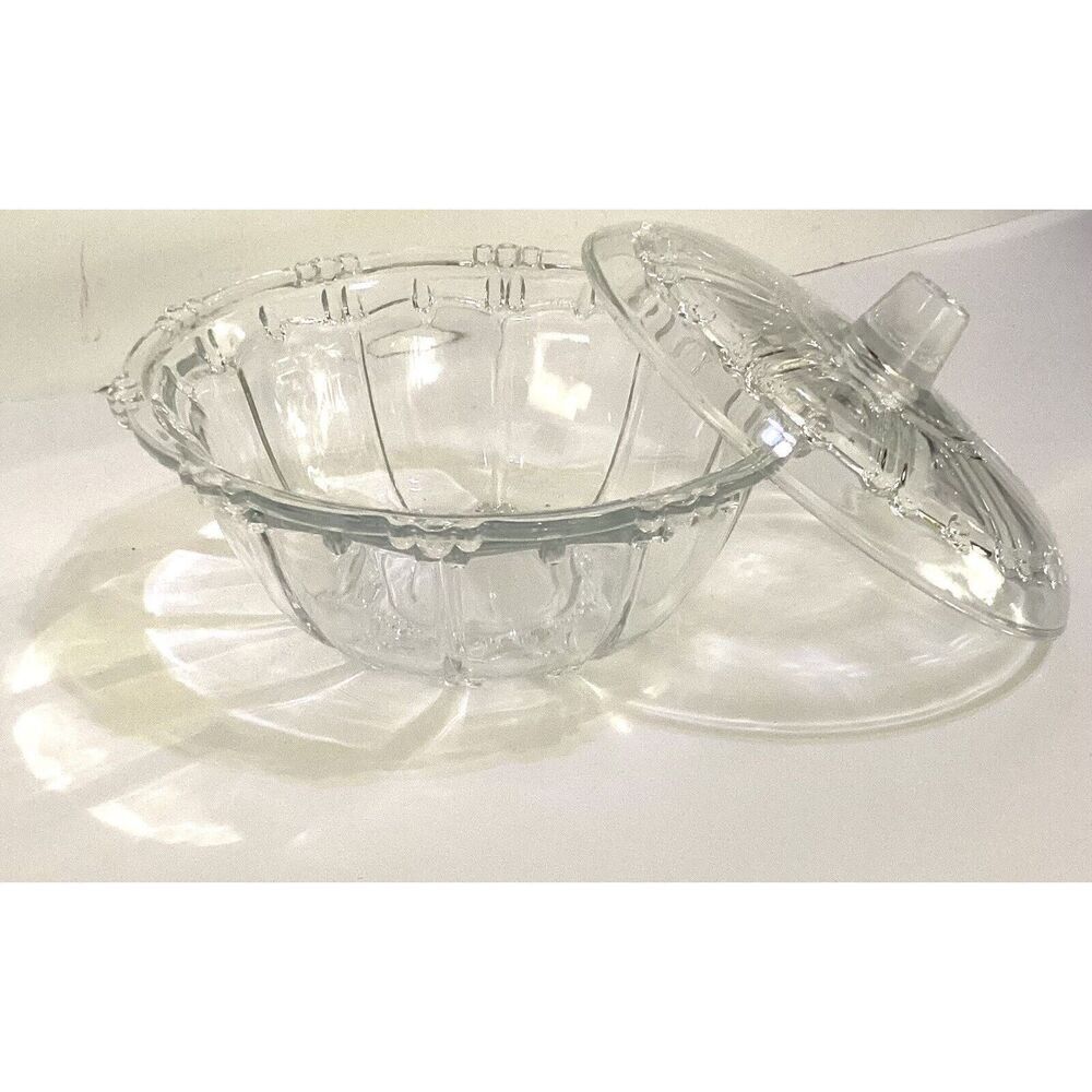 Vintage KIG Indonesia Glass Oyster Pearl Clear 7" Covered Candy Dish Bowl w/ Lid - Picture 2 of 7